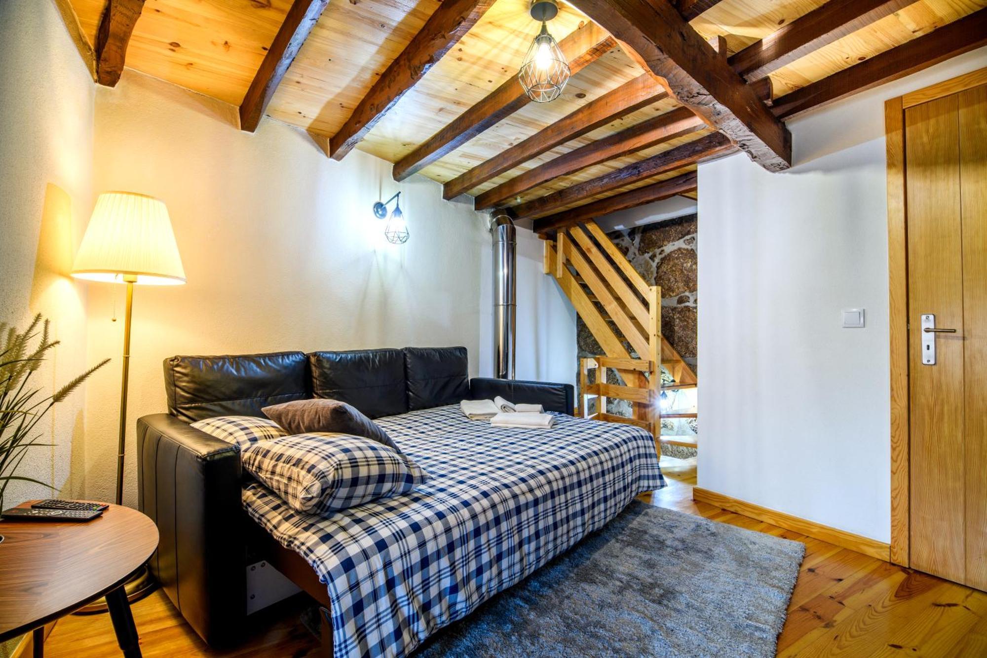 Casa Ribeiro * Sabugueiro (Guarda)